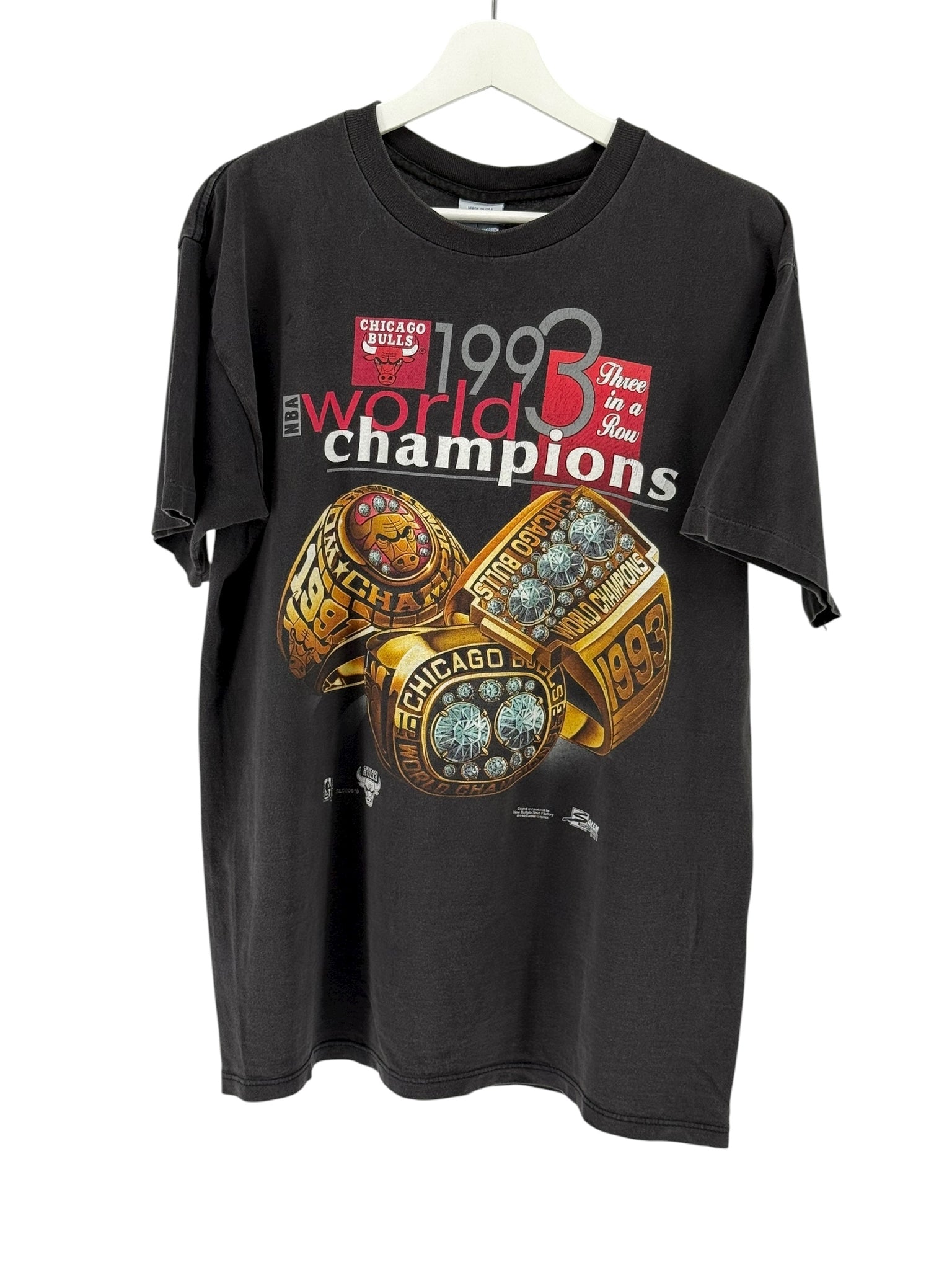 90s Chicago Bulls Three peat Rings Tee