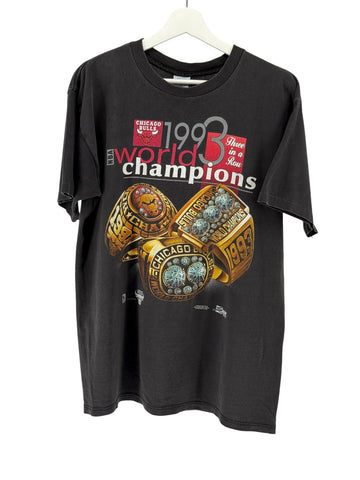 90s Chicago Bulls Three peat Rings Tee